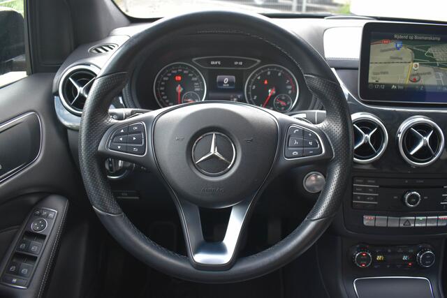 Mercedes-Benz B-KLASSE 180 AMG-Line | Panoramadak | Carplay | Leder | Camera
