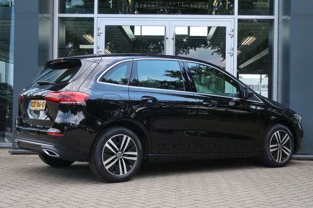 Mercedes-Benz B-KLASSE B250 E, Plug In Hybrid, Apple Carplay/ Android Auto, LED, etc.