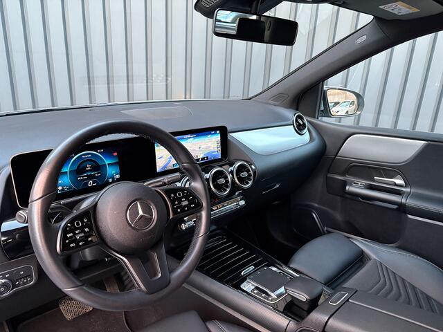 Mercedes-Benz B-KLASSE 180 Business Solution | Elk A-klep | Camera | Navi | Apple Carplay/ Android Auto | Prijs Rijklaar!!