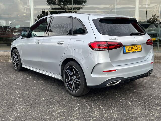 Mercedes-Benz B-KLASSE 250 e Business Solution AMG Limited Automaat | Pano | AMG pack | Digt Dash | occasion