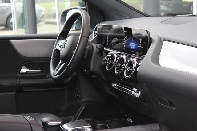 Mercedes-Benz B-KLASSE 180 Line: Style PLUS