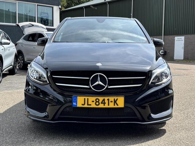 Mercedes-Benz B-KLASSE 180 AMG Night Edition Plus Automaat | Panoramadak | Origineel Nederlandse auto met NAP | Rijklaar geleverd met 12 maanden BOVAG-garantie | Unieke kilometerstand