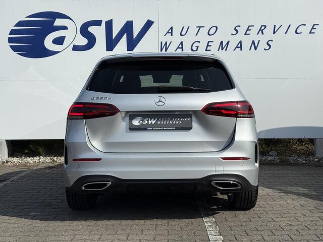 Mercedes-Benz B-KLASSE 250 e Business Solution AMG | Trekhaak | Camera | MBUX | DAB+ | LED | 19 inch
