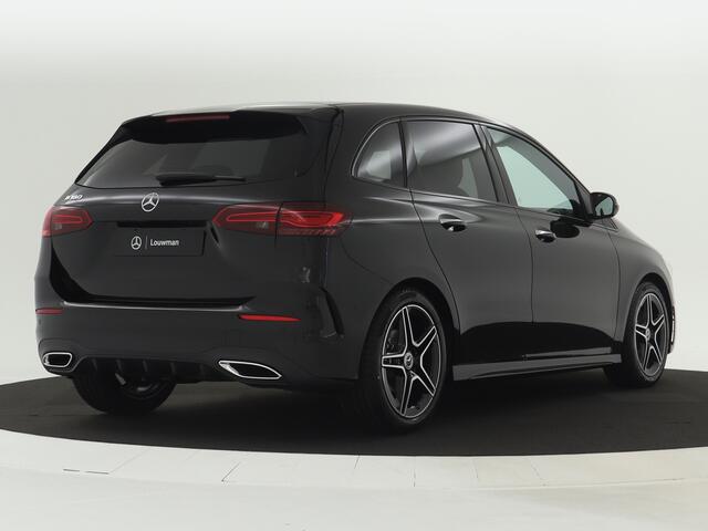 Mercedes-Benz B-KLASSE 180 AMG Line LIMITED Edition | Nightpakket | Keyless-Go comfortpakket | Parkeerpakket met achteruitrijcamera | USB-pakket plus | Sfeerverlichting | Dodehoekassistent | EASY PACK achterklep |