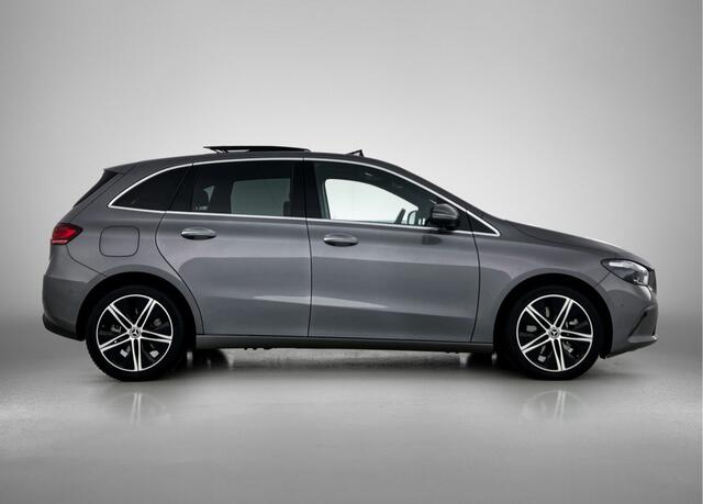 Mercedes-Benz B-KLASSE 250 e Luxury Line juli 25| Navigatie | Elect. bedienbare voorstolen met memory | Trekhaak | Parking support met camera | Inclusief 24 maanden MB Certified garantie voor Europa.