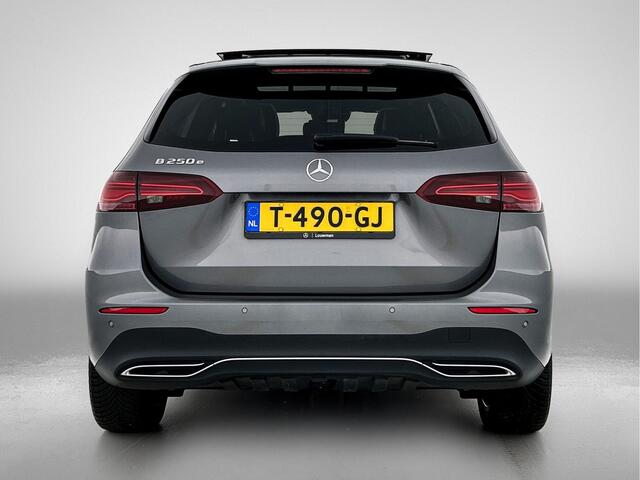Mercedes-Benz B-KLASSE 250 e Luxury Line juli 25| Navigatie | Elect. bedienbare voorstolen met memory | Trekhaak | Parking support met camera | Inclusief 24 maanden MB Certified garantie voor Europa.