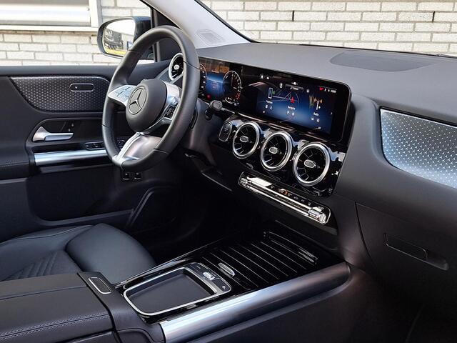 Mercedes-Benz B-KLASSE 250 e Business Line | Achteruitrijcamera | Widescreen | Stoelverwarming | Elektrische achterklep | LED verlichting