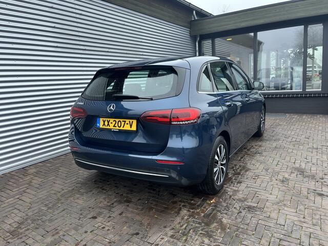 Mercedes-Benz B-KLASSE 180 Business Solution