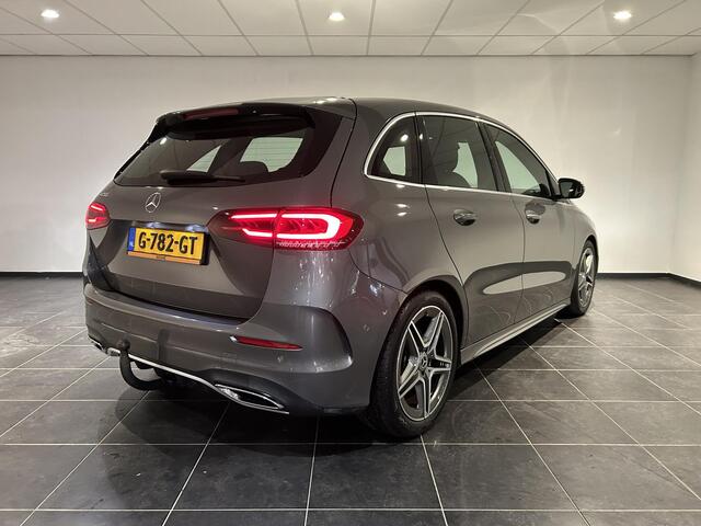 Mercedes-Benz B-KLASSE 200 Business Solution AMG | Trekhaak | Stoelverwarming | Navigatie | Achteruitrijcamera
