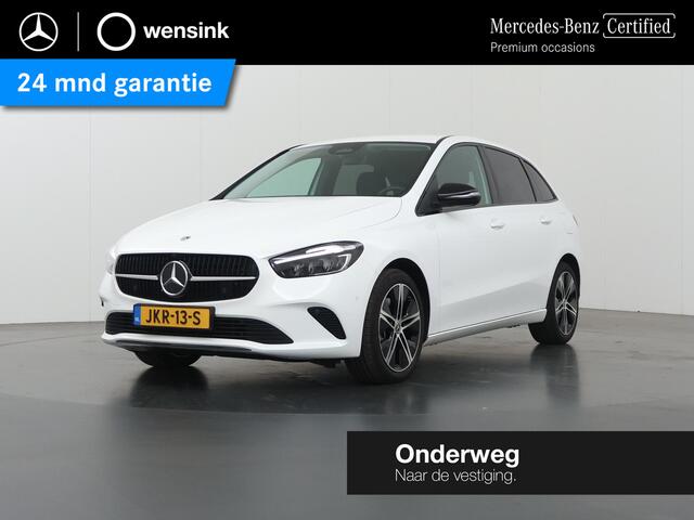 Mercedes-Benz B-KLASSE 250 e Star Edition Luxury Line | Night pakket | Trekhaak elektrisch | Stoelverwarming | Verwarmd stuur |