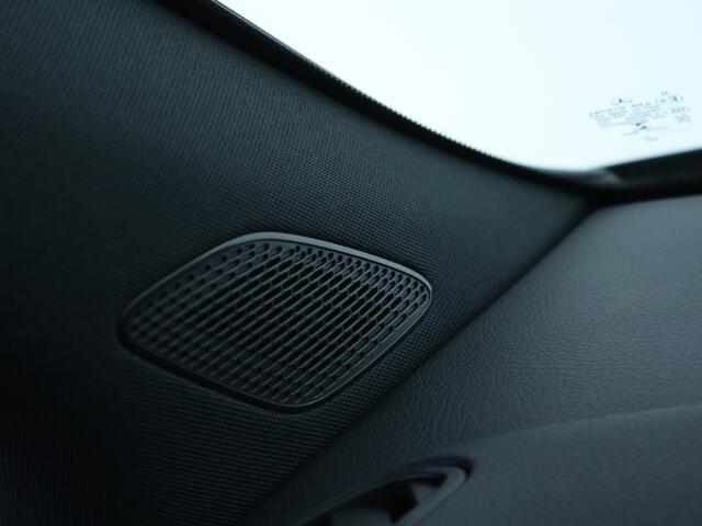 Mercedes-Benz B-KLASSE 250 e Business Line | Stoelverwarming | LED Koplampen | Achteruitrij camera | Spiegel pakket Inclusief 24 maanden MB Certified garantie voor Europa.