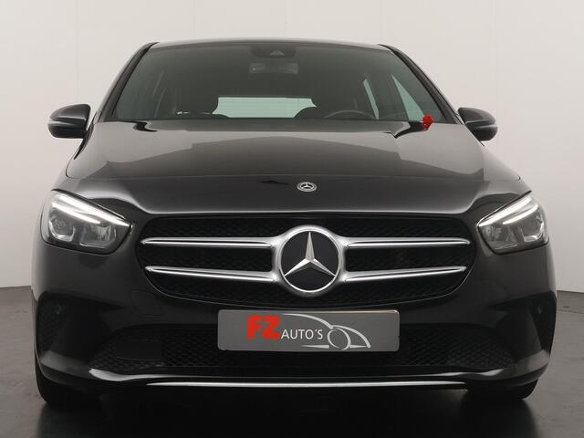 Mercedes-Benz B-KLASSE 180 Business Solution - Navigatie - Climate Control - Apple Carplay/Android Auto