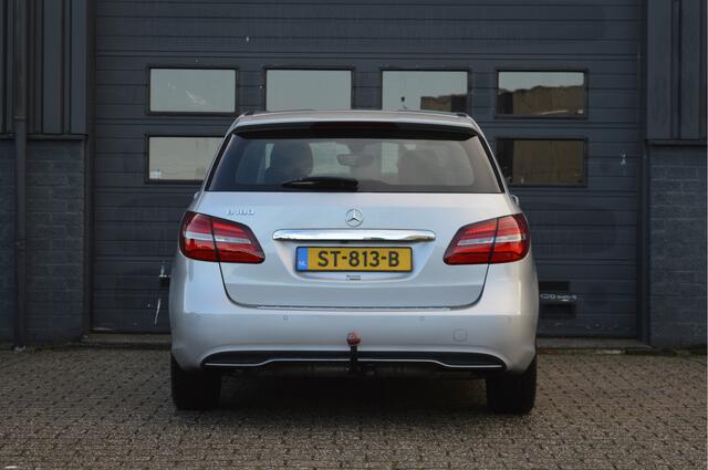 Mercedes-Benz B-KLASSE 180 Business | ORG. NL | CAMERA | TREKHAAK | LED |