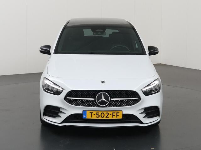 Mercedes-Benz B-KLASSE 180 AMG Line | Panoramadak | Night pakket | Distronic |