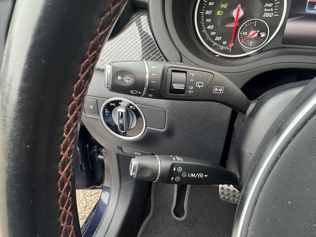 Mercedes-Benz B-KLASSE 180 Ambition AMG Panorama/Alcantara/Navi/PDC