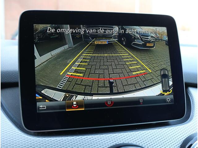 Mercedes-Benz B-KLASSE 200 Night edition | Trekhaak | Camera