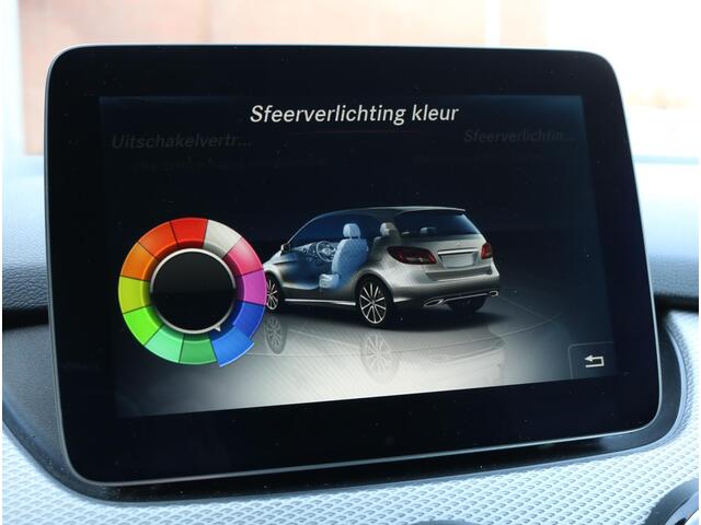 Mercedes-Benz B-KLASSE 200 Night edition | Trekhaak | Camera