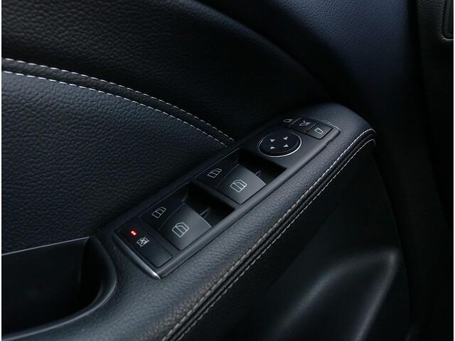 Mercedes-Benz B-KLASSE 200 Night edition | Trekhaak | Camera