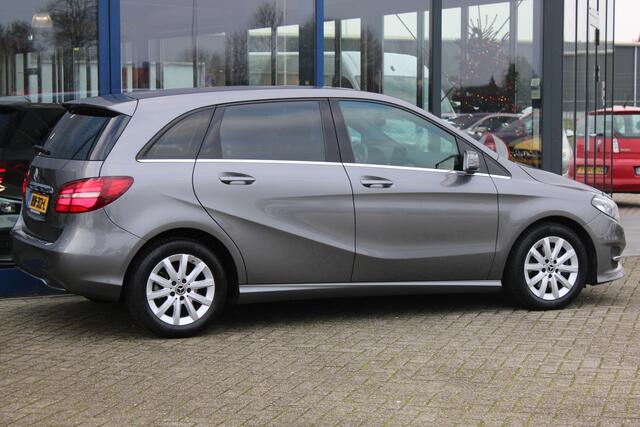 Mercedes-Benz B-KLASSE 180 Ambition Style Pakket XENON NAVI NL AUTO
