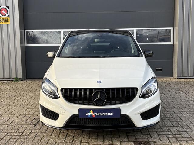 Mercedes-Benz B-KLASSE 180 AMG Night Edition Plus Automaat | Navi | Camera | Leder/Alcantara | LED | Cruise | Interesse? Bel of App naar: 06 30 51 05 90