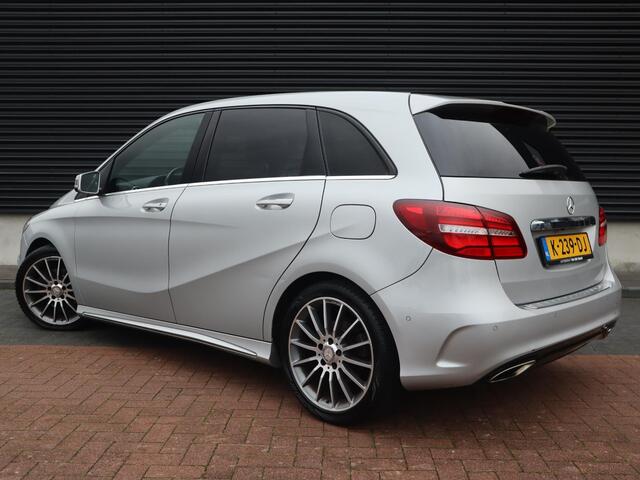 Mercedes-Benz B-KLASSE 180 AMG Night Edition Plus | Clima | Cruise | Multimedia/Navi | Schuifkantel | Memory | PDC + Camera |