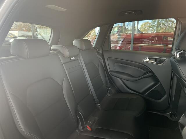 Mercedes-Benz B-KLASSE 180 Activity Edition | Navi | Cruise Control | Parkeersensoren