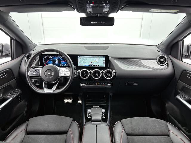 Mercedes-Benz B-KLASSE 200 Business Solution AMG | Wegklapbare Trekhaak | Spiegelpakket | Smartphone integratie