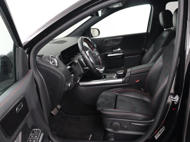 Mercedes-Benz B-KLASSE 250e AMG | Trekhaak | Carplay | Stoelverwarming | Leder/Alcantara | Camera | Widescreen | Full LED | Navigatie | Park Assist | Climate control | Cruise control | PHEV | Plug In