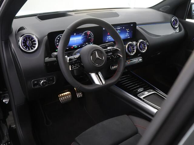 Mercedes-Benz B-KLASSE 250e Business Solution AMG | Panoramaschuifdak | Night | Premium plus pakket | Winter pakket | Trekhaak | Head-up display |