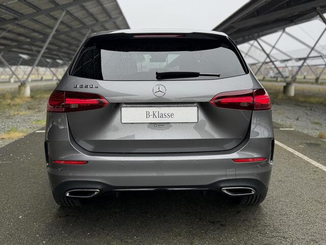Mercedes-Benz B-KLASSE 250e Business Solution AMG | Night | Panoramaschuifdak | Premium plus pakket | Winter pakket | Trekhaak | Head-up display |