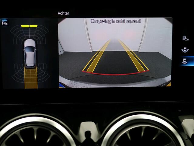 Mercedes-Benz B-KLASSE 180 Business Solution AMG AMG Line | Night Pakket | Achteruitrijcamera | Dodehoekassistent | Easy-Pack Achterklep | Inclusief 24 maanden MB Certified garantie voor Europa.