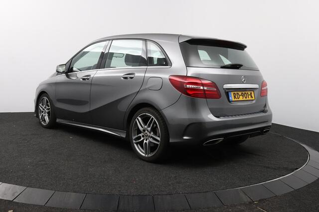 Mercedes-Benz B-KLASSE 180 Business Solution AMG | Trekhaak | Navigatie | Stoelverwarming |