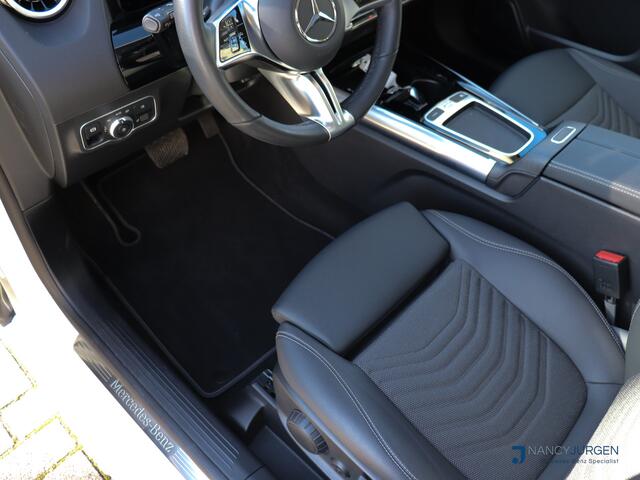 Mercedes-Benz B-KLASSE 250 e Business Line | Pano | Navi | Cruise | LED | Elektrische Kofferklep | Apple CarPlay | Stoel + Stuur Verw. | Park Assist | Lane Assist | Automaat |