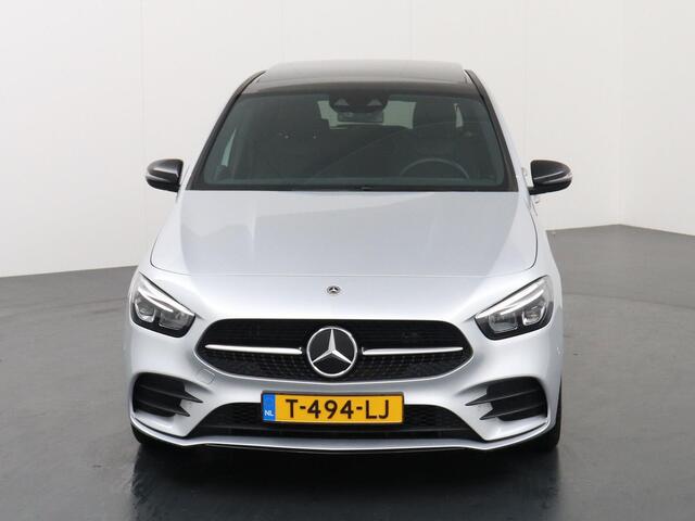 Mercedes-Benz B-KLASSE 250 e AMG NIGHT Limited Edition Panoramadak | Sfeerverlichting | Stoelverwarming | Apple-/ Android Carplay | Elektrische kofferklep | Augmented reality