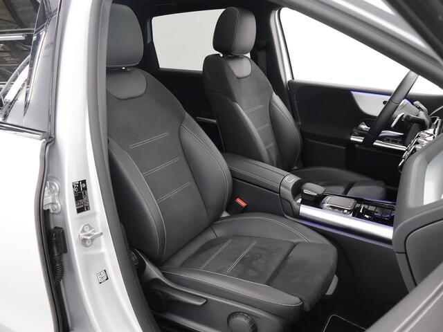 Mercedes-Benz B-KLASSE 250 e AMG NIGHT Limited Edition Panoramadak | Sfeerverlichting | Stoelverwarming | Apple-/ Android Carplay | Elektrische kofferklep | Augmented reality