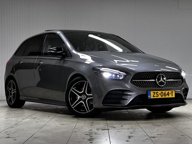 Mercedes-Benz B-KLASSE 200 Premium Plus AMG/ Night Pakket/ Trekhaak/ 164pk/ Wide-Screen/ LED Koplampen/ Panorama-Dak/ 18'' LMV/ Keyless/ Dode-Hoek DET./ Stoelverw./ Elek. Stoel(en) + Memory/ Zwarte-Hemel/ Apple + Android/ Elek. Klep