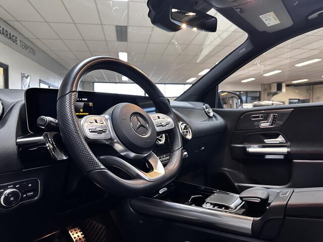 Mercedes-Benz B-KLASSE 200 Premium Plus AMG/ Night Pakket/ Trekhaak/ 164pk/ Wide-Screen/ LED Koplampen/ Panorama-Dak/ 18'' LMV/ Keyless/ Dode-Hoek DET./ Stoelverw./ Elek. Stoel(en) + Memory/ Zwarte-Hemel/ Apple + Android/ Elek. Klep