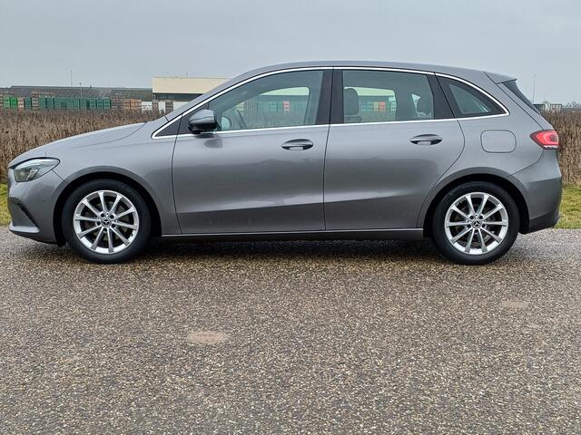 Mercedes-Benz B-KLASSE 180 Edition Premium Plus /Prachtige Auto!/Leer/Camera/Led/