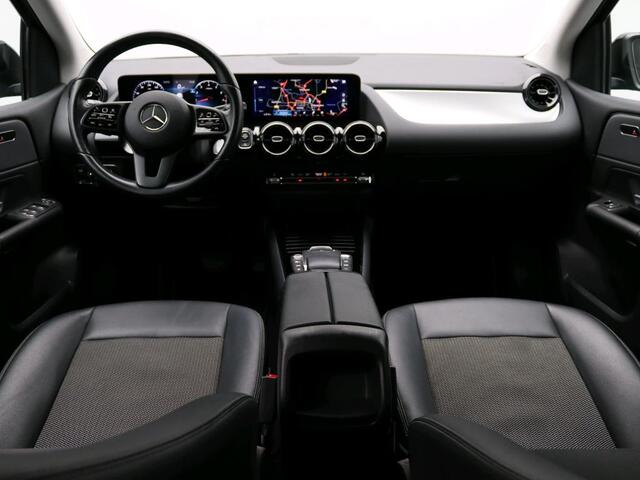Mercedes-Benz B-KLASSE 180 Business Solution Ledkoplampen | Achteruitrijcamera | Stoelverwarming voor | Licht- en zicht pakket | Inclusief 24 maanden Mercedes-Benz Certified garantie voor Europa.