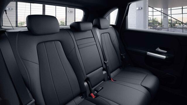 Mercedes-Benz B-KLASSE 250 e Luxury Line | Trekhaak | Widescreen | Stoelverwarming | Achteruitrijcamera |