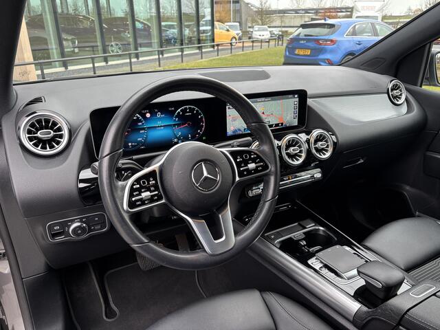 Mercedes-Benz B-KLASSE 200 Trekhaak I Navi I Camera