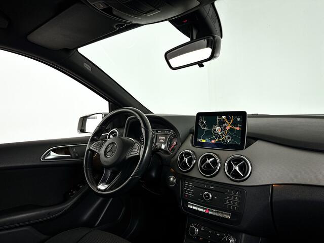 Mercedes-Benz B-KLASSE 180 d Business Solution | Parkeercamera | Stoelverwarming | Cruise control | Trekhaak