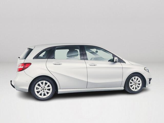 Mercedes-Benz B-KLASSE 180 d Business Solution | Parkeercamera | Stoelverwarming | Cruise control | Trekhaak