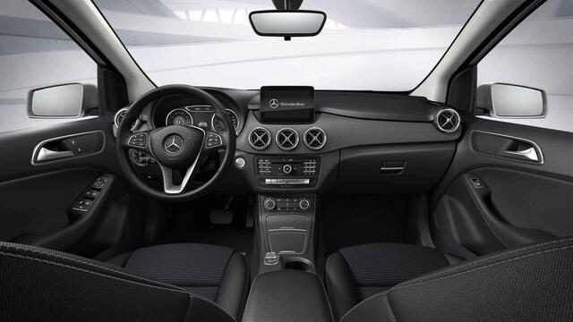 Mercedes-Benz B-KLASSE 180 Ambition | Achteruitrijcamera | Style pakket | Trekhaak |