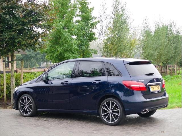 Mercedes-Benz B-KLASSE 180 Ambition LED | Automaat | Sports Tourer | Night-pakket | Zwarte hemel bekleding