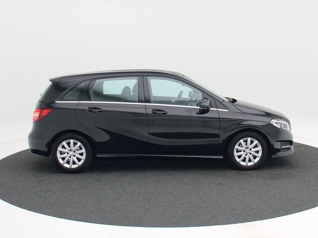 Mercedes-Benz B-KLASSE 180 Ambition Automaat | Navigatie | Cruise Control | Trekhaak | Full LED | 16 Inch | 107.082 Km!!