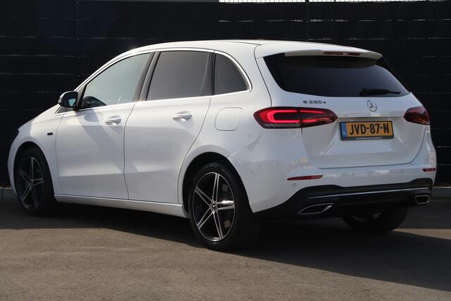 Mercedes-Benz B-KLASSE 250 e PHEV Advantage | Navigatie | Cruise Control | Stoelverwarming | Climate Control | Camera
