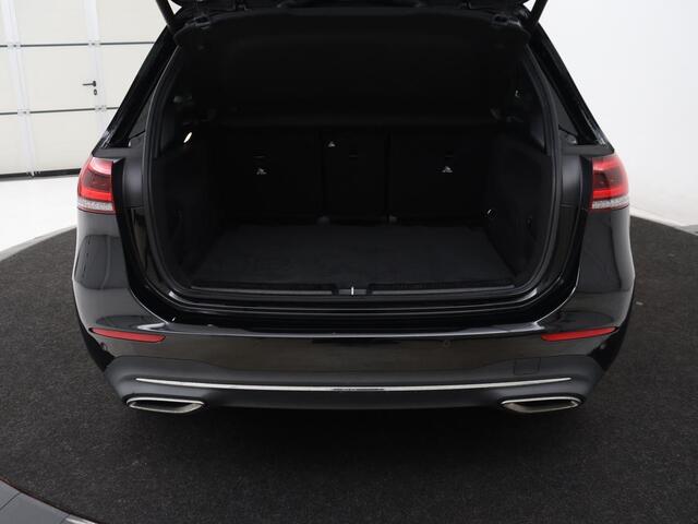 Mercedes-Benz B-KLASSE 250e Urban | Leder | Stoelverwarming | Sfeerverlichting | Camera | Park Assist | Navigatie | Full LED | Widescreen | DAB | Cruise control | Bluetooth | Climate control | PHEV | Plug In