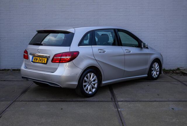 Mercedes-Benz B-KLASSE Navigatie|Stoelverwarming|Automaat|Bleutooth| 180 Business Solution
