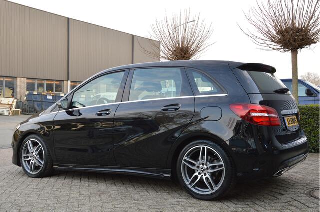 Mercedes-Benz B-KLASSE 180 AMG-LINE | AUTOMAAT | CRUISE | AIRCO | CAMERA | PDC | LED | ENZ